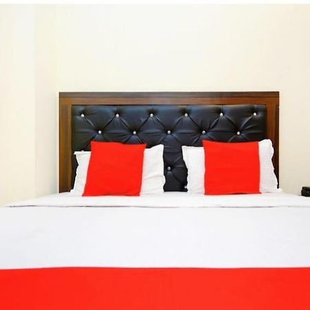 Hotel Golden Height Chandīgarh Exterior foto